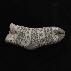 NWOT Muk Luk Slipper Socks